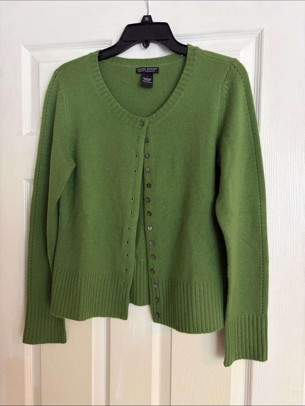 Daniel Bishop button down green cashmere sweater Women’s size large